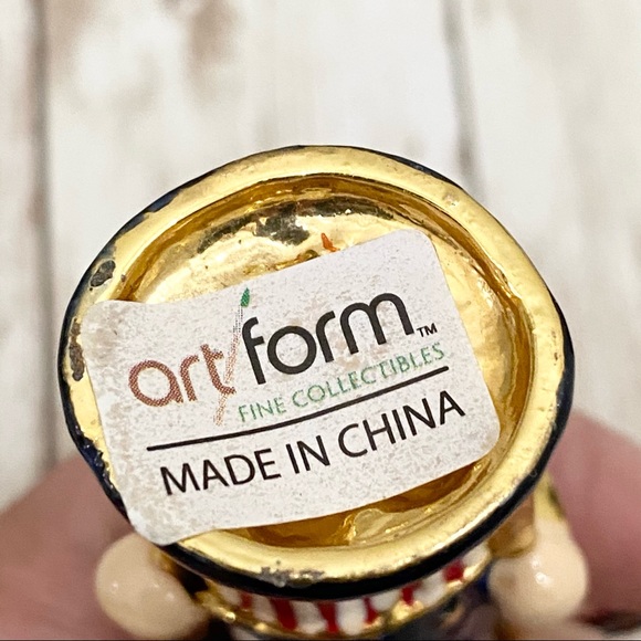 The Firecracker Uncle Sam Nutcracker Trinket - Picture 9 of 11